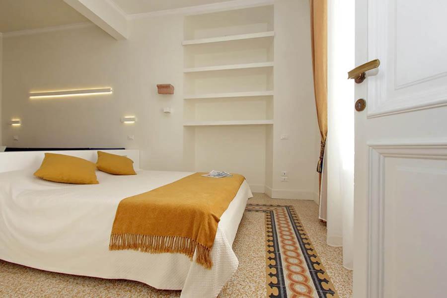 Elegant In The Heart Of Rome-navona Area * Rom